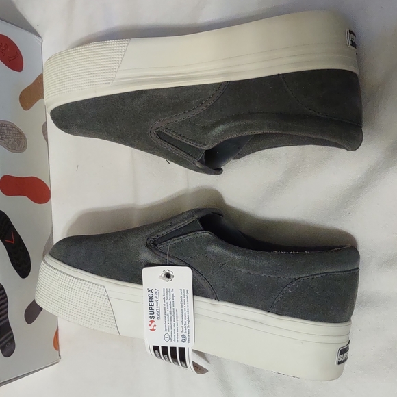 Superga people's shoes of Italy - Picture 7 of 11